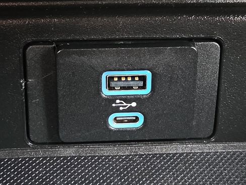 Certified 2023 Ford Ranger Lariat w/ Trailer Tow Package image 18