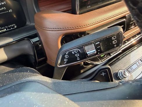 Used 2023 Lincoln Nautilus Reserve w/ Equipment Group 201A AWD/4WD image 25