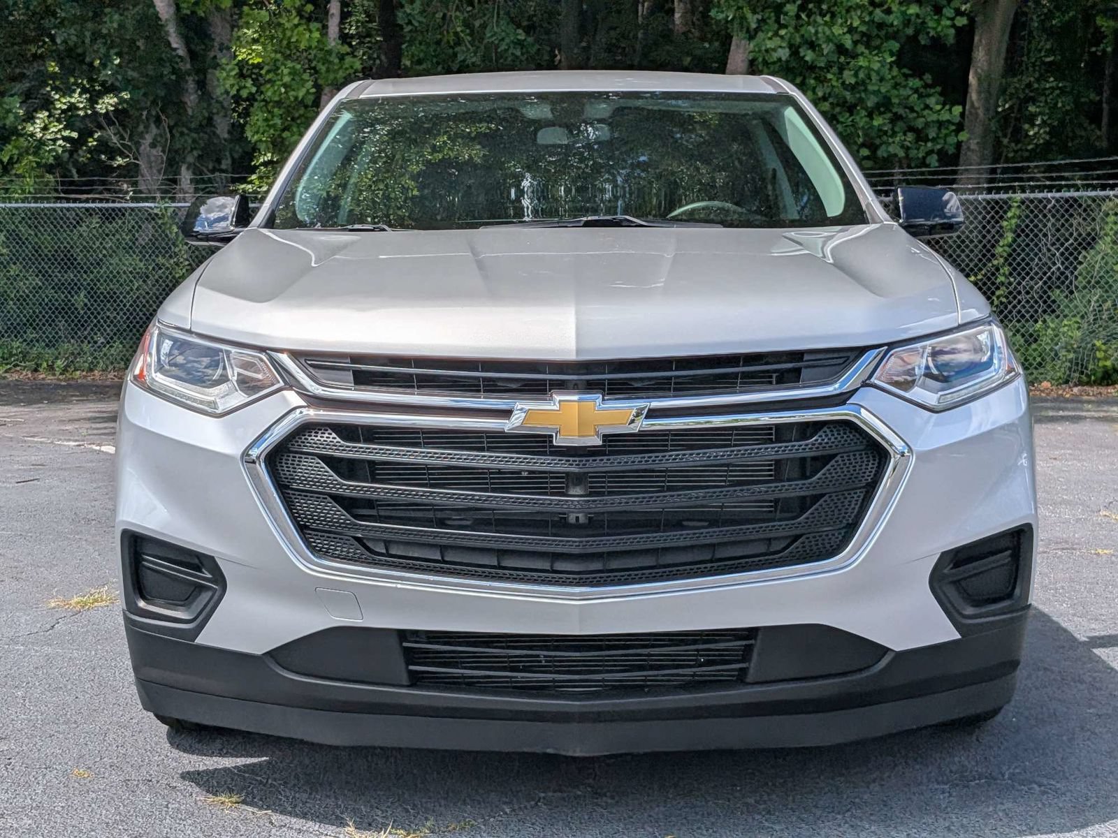 Used 2020 Chevrolet Traverse LS FWD image 9