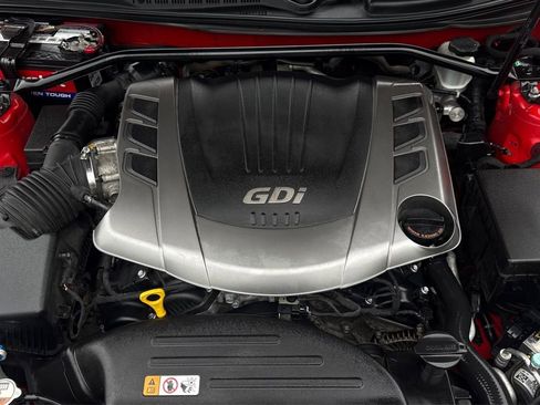 Used 2014 Hyundai Genesis 3.8 RWD image 9