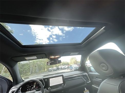 New 2026 GMC Canyon Elevation w/ Convenience Package image 19