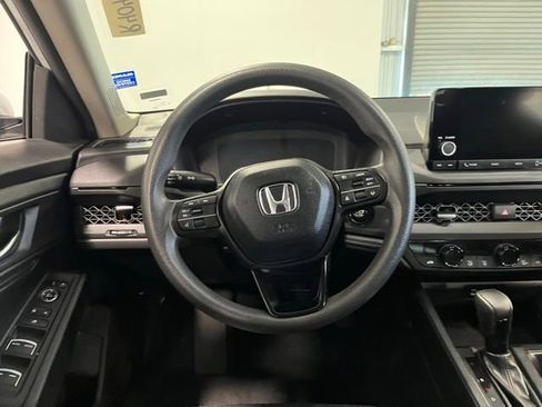 Used 2024 Honda Accord EX image 21