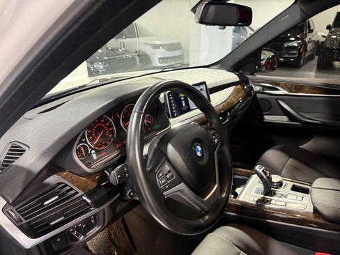 Used 2018 BMW X5 xDrive35i AWD/4WD image 19