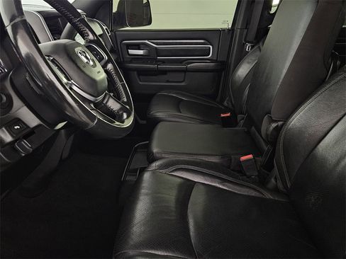 Used 2022 RAM 2500 Big Horn w/ Night Edition image 24