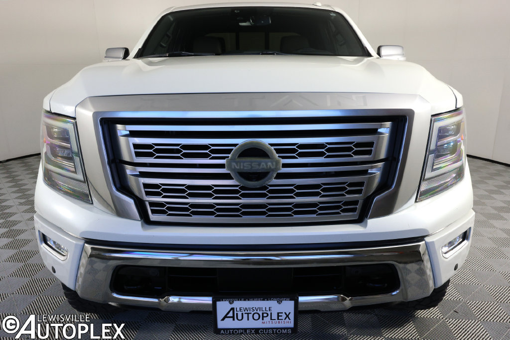 Used 2021 Nissan Titan Platinum Reserve w/ Moonroof Package AWD/4WD image 2
