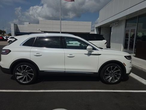 Used 2022 Lincoln Nautilus Reserve w/ Equipment Group 201A FWD image 7