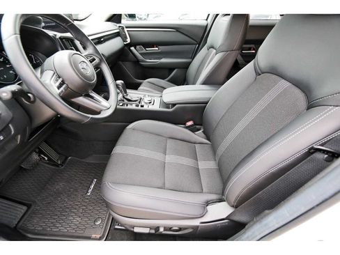 Used 2024 MAZDA CX-50 AWD 2.5 S w/ Weather Package image 11
