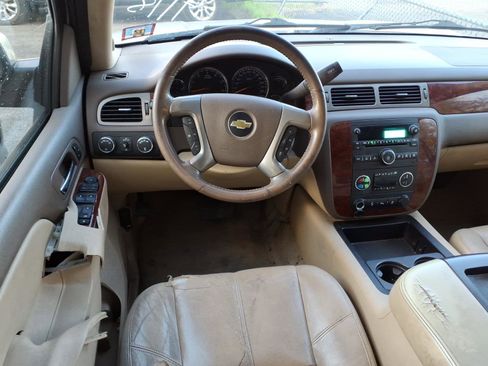 Used 2012 Chevrolet Tahoe LT w/ Luxury Package image 5