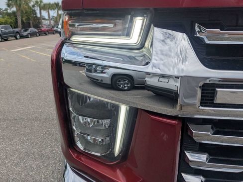 Used 2022 Chevrolet Silverado 2500 LTZ w/ LTZ Plus Package AWD/4WD image 10