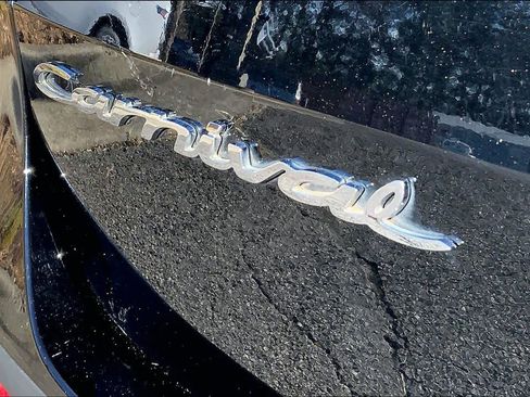 Used 2022 Kia Carnival SX Prestige image 9