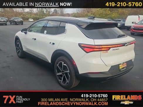 New 2026 Chevrolet Equinox EV LT image 7