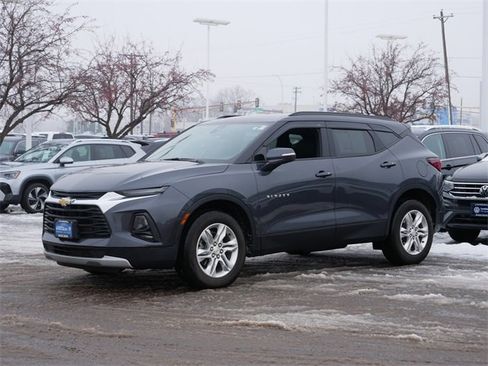Used 2022 Chevrolet Blazer LT image 3