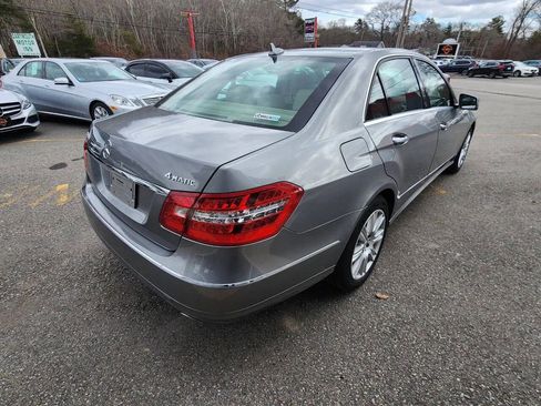 Used 2013 Mercedes-Benz E 350 E 350 4MATIC Sedan 4D image 5