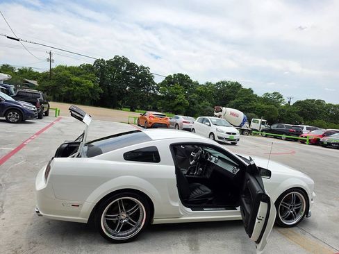 Used 2007 Ford Mustang GT RWD image 44