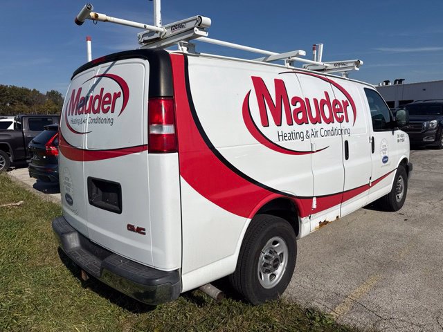 Used 2017 GMC Savana 2500 RWD image 6