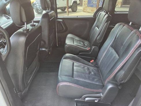 Used 2020 Dodge Grand Caravan GT FWD image 40