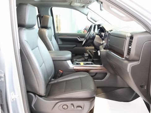 Certified 2023 GMC Sierra 1500 SLT w/ SLT Convenience Package image 44