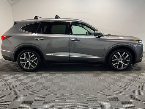 Certified 2024 Acura MDX SH-AWD w/ Technology Package image 4