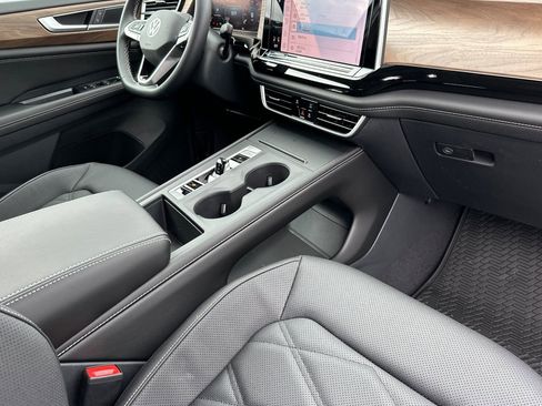 New 2026 Volkswagen Atlas SE AWD/4WD image 16