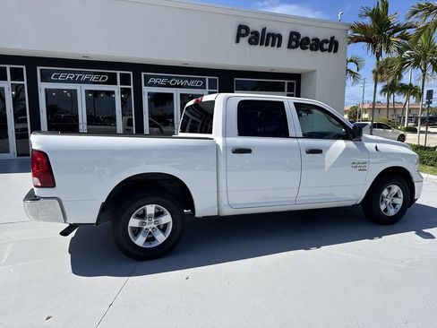 Used 2022 RAM 1500 Classic SLT RWD image 4