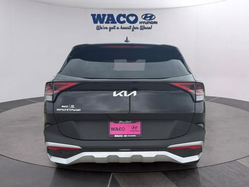 Used 2024 Kia Sportage EX image 10
