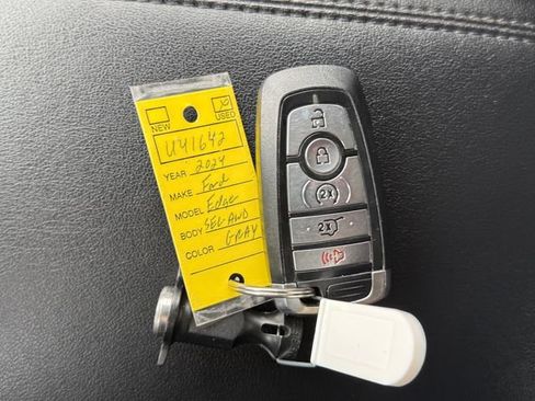 Certified 2024 Ford Edge SEL w/ Convenience Package AWD/4WD image 14