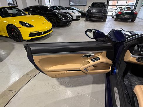 Used 2022 Porsche 718 Boxster image 31