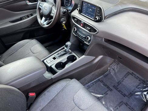 Used 2019 Hyundai Santa Fe SE AWD/4WD image 14