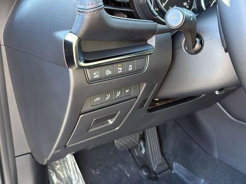 New 2026 MAZDA MAZDA3 2.5 Turbo Sedan w/Premium Plus image 7