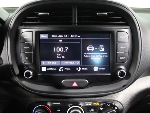 Used 2024 Kia Soul LX w/ Option Group 015 image 10