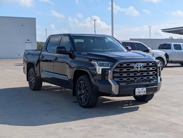 Used 2025 Toyota Tundra Platinum AWD/4WD image 7