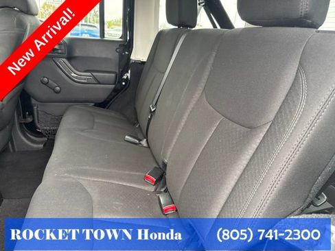 Used 2015 Jeep Wrangler Unlimited Sport w/ Trailer Tow Group AWD/4WD image 9