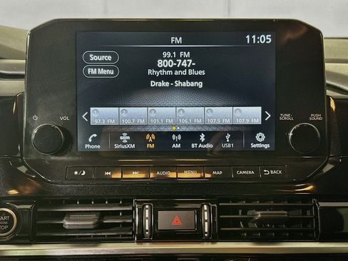 Used 2022 Nissan Pathfinder SL w/ SL Premium Package FWD image 24