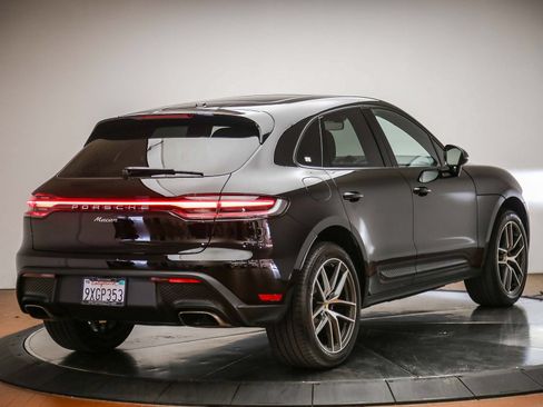 Certified 2026 Porsche Macan AWD/4WD image 7
