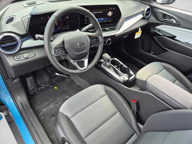 New 2026 Chevrolet Trax LT w/ Driver Confidence Package FWD image 3