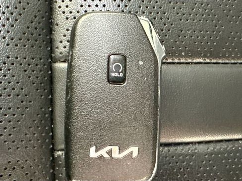 Used 2023 Kia Sorento S w/ Panoramic Sunroof Package AWD/4WD image 18
