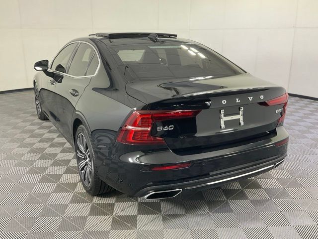 Certified 2022 Volvo S60 B5 Inscription AWD/4WD image 4