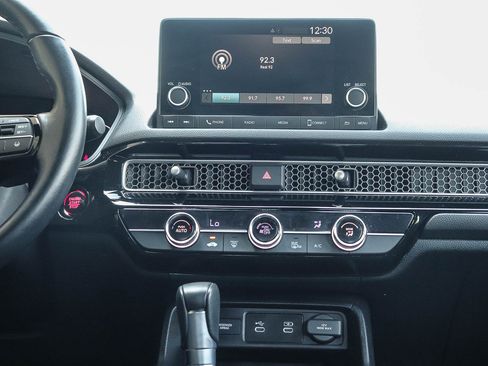 Used 2025 Honda Civic Sport image 14