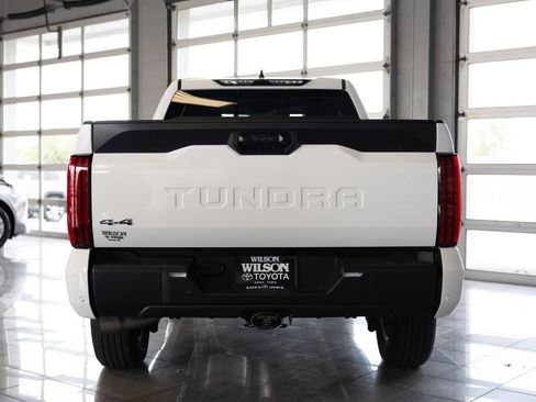 Used 2023 Toyota Tundra SR5 w/ SR5 Convenience Package AWD/4WD image 4