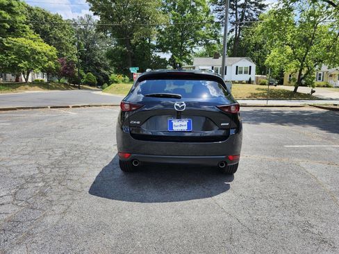 Used 2018 MAZDA CX-5 Touring w/ Preferred Equipment Package FWD image 13