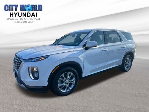 Used 2020 Hyundai Palisade SE image 1