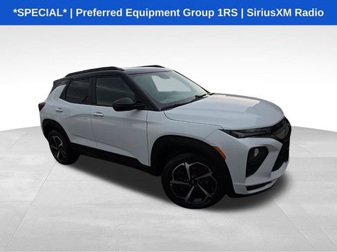 Used 2023 Chevrolet TrailBlazer RS AWD/4WD image 1