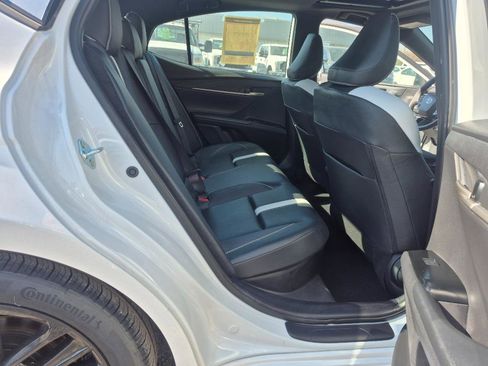 Used 2025 Toyota Camry SE w/ Multimedia Upgrade Package image 20