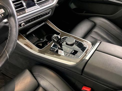 Certified 2022 BMW X5 xDrive40i w/ Premium Package AWD/4WD image 13