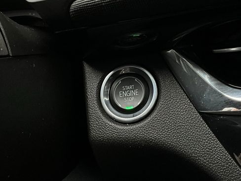 Used 2025 Buick Envista Sport Touring image 27