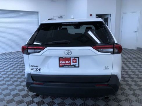 Used 2019 Toyota RAV4 LE w/ All Weather Liner Package AWD/4WD image 14
