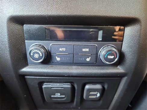 Used 2022 Chevrolet Traverse Premier w/ LPO, Floor Liner Package image 22