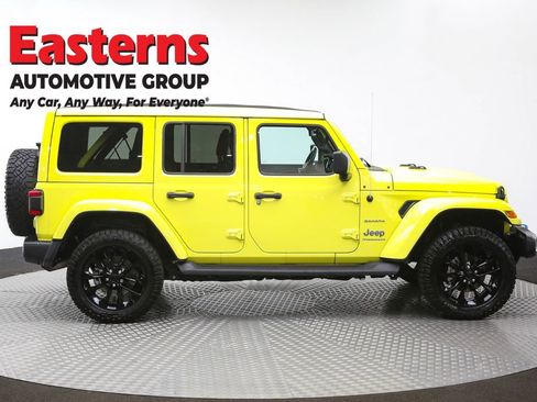 Used 2023 Jeep Wrangler Unlimited Sahara w/ Cold Weather Group image 4