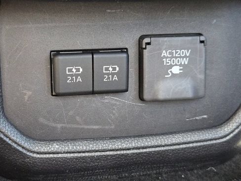 Used 2020 Toyota Highlander Platinum AWD/4WD image 38