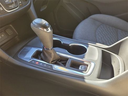 Used 2020 Chevrolet Equinox LT w/ LPO, Floor Liner Package image 34